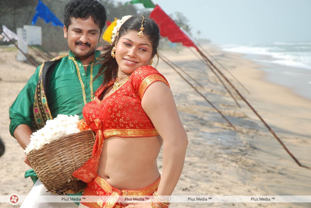 Vazhi Vidu Kanne Vazhi Vidu Movie Hot Stills | Picture 110107